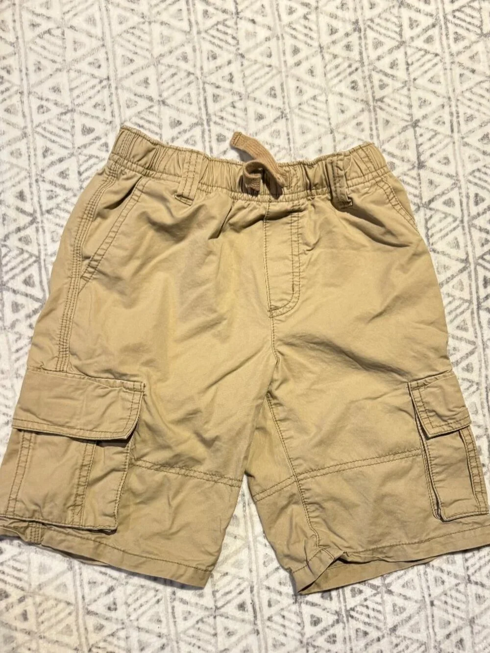 Gymboree Boys Khaki Cargo Shorts – Size 8